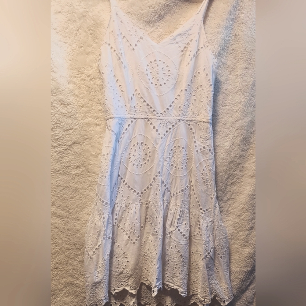 White Flowy Sundress..size Large